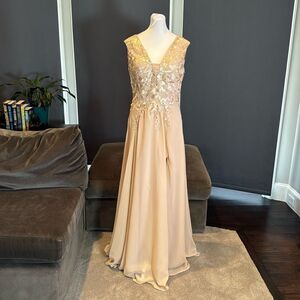 Women’s Chiffon & Lace Appliqué Corset Back Dress Mother of the Bride Size 10